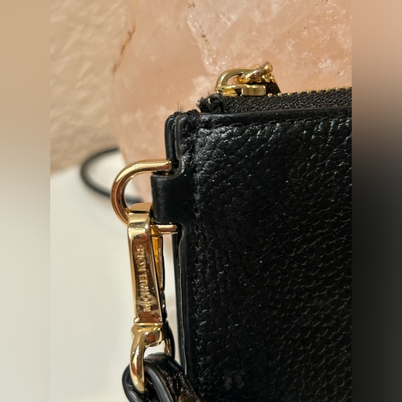 Michael Kors Wallet / Wristlet - Picture 10 of 10